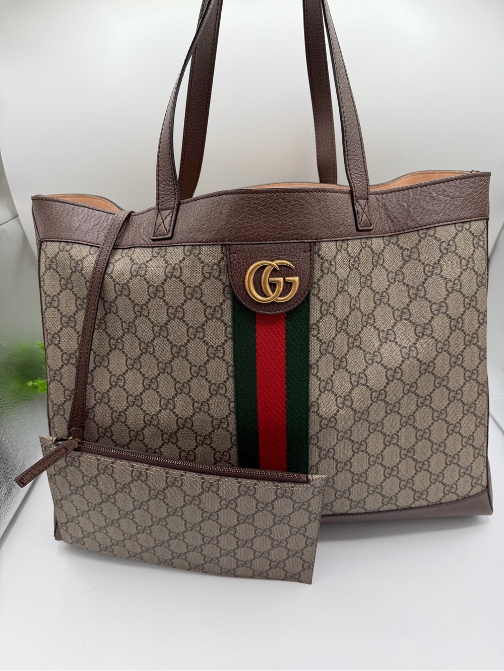Gucci Ophidia GG Supreme large Tote with pouch 😍